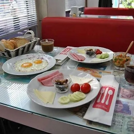 Hotel Lotus Istanboel
