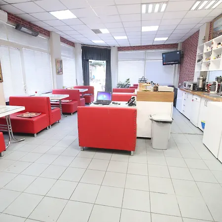 Lotus Hotel Istanboel